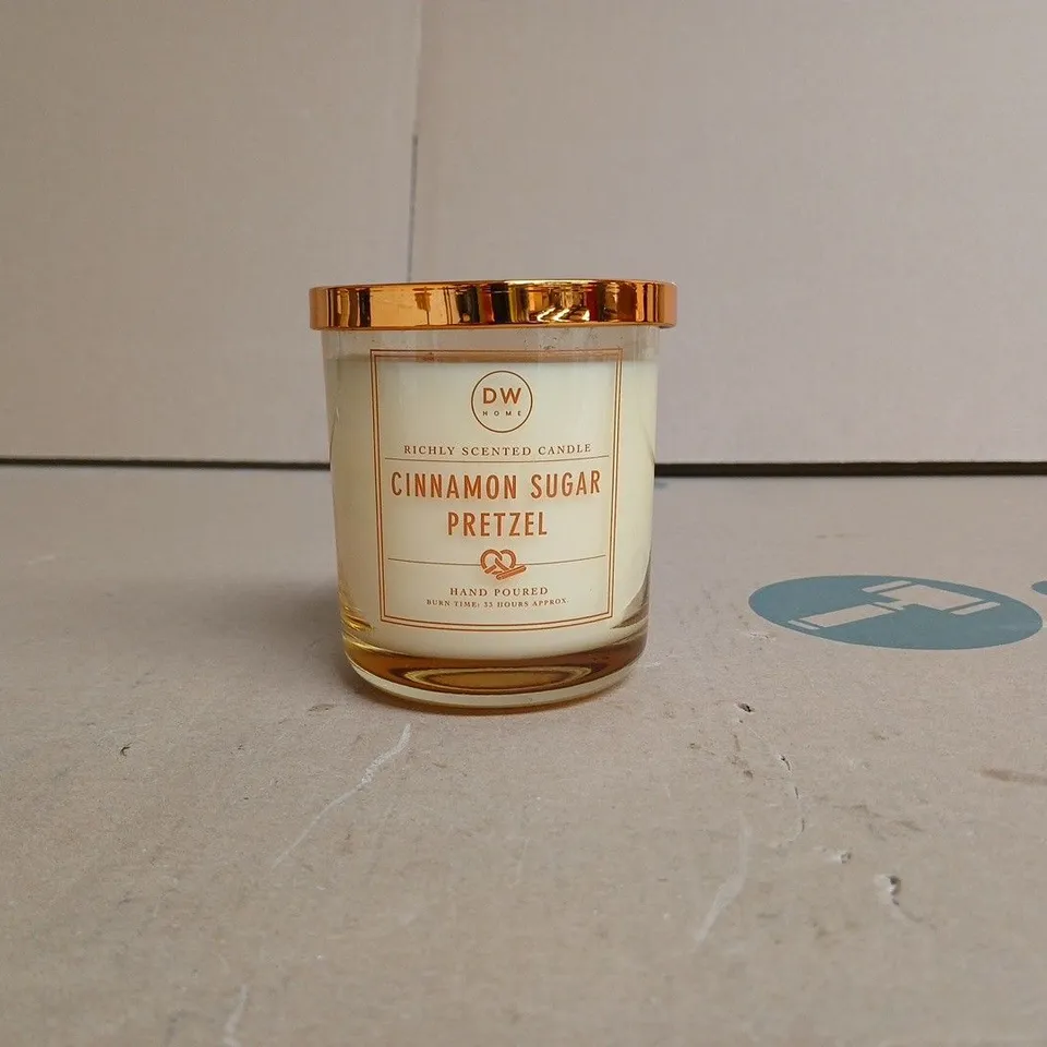 DW Home Cinnamon Sugar Pretzel Scented Candle – Glass Jar with Copper Lid