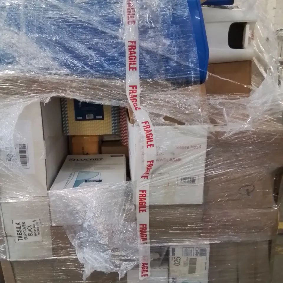 PALLET TO INCLUDE CLEANING PRODUCTS AND SUPPLIES