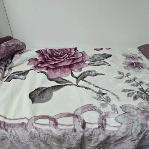 PURPLE FLORAL PLUSH BLANKET 200CM X 230CM β 100% POLYESTER