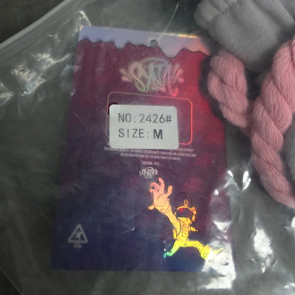 SYNA GREY JOGGER SHORTS WITH PINK GRAFFITI-STYLE LETTERING, SIZE M 