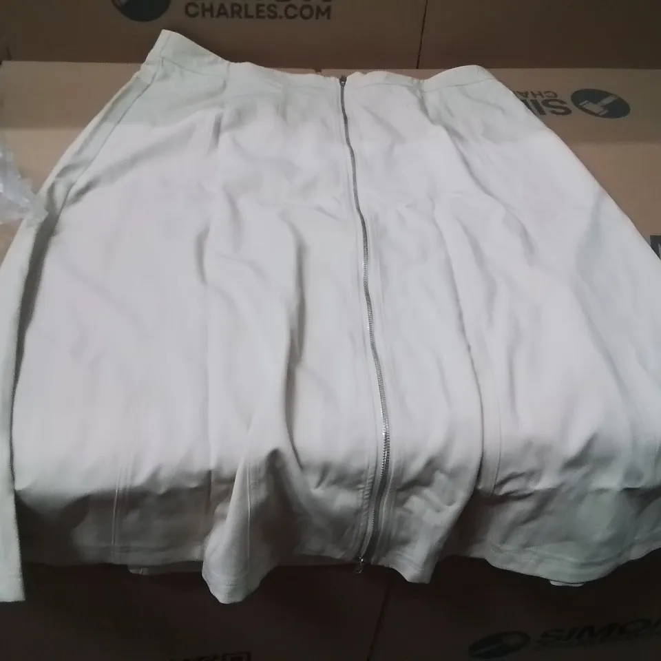 BOXED BRAND NEW APPROXIMATELY 17 JD WILLIAMS UTILITY MAXI SKIRT TAUPE SIZE 20