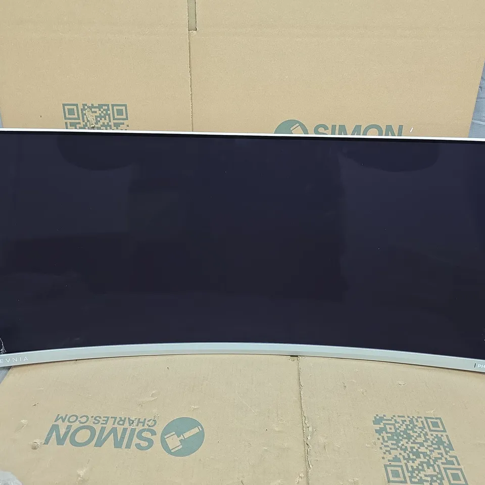 PHILIPS EVNIA 34-INCH CURVED ULTRAWIDE MONITOR – 8000 SERIES