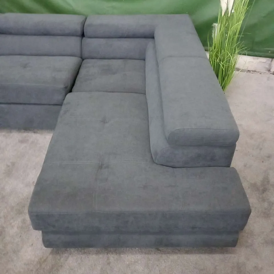 DESIGNER VOSBURG GREY FABRIC SLEPER CORNER SOFABED WITH STORAGE