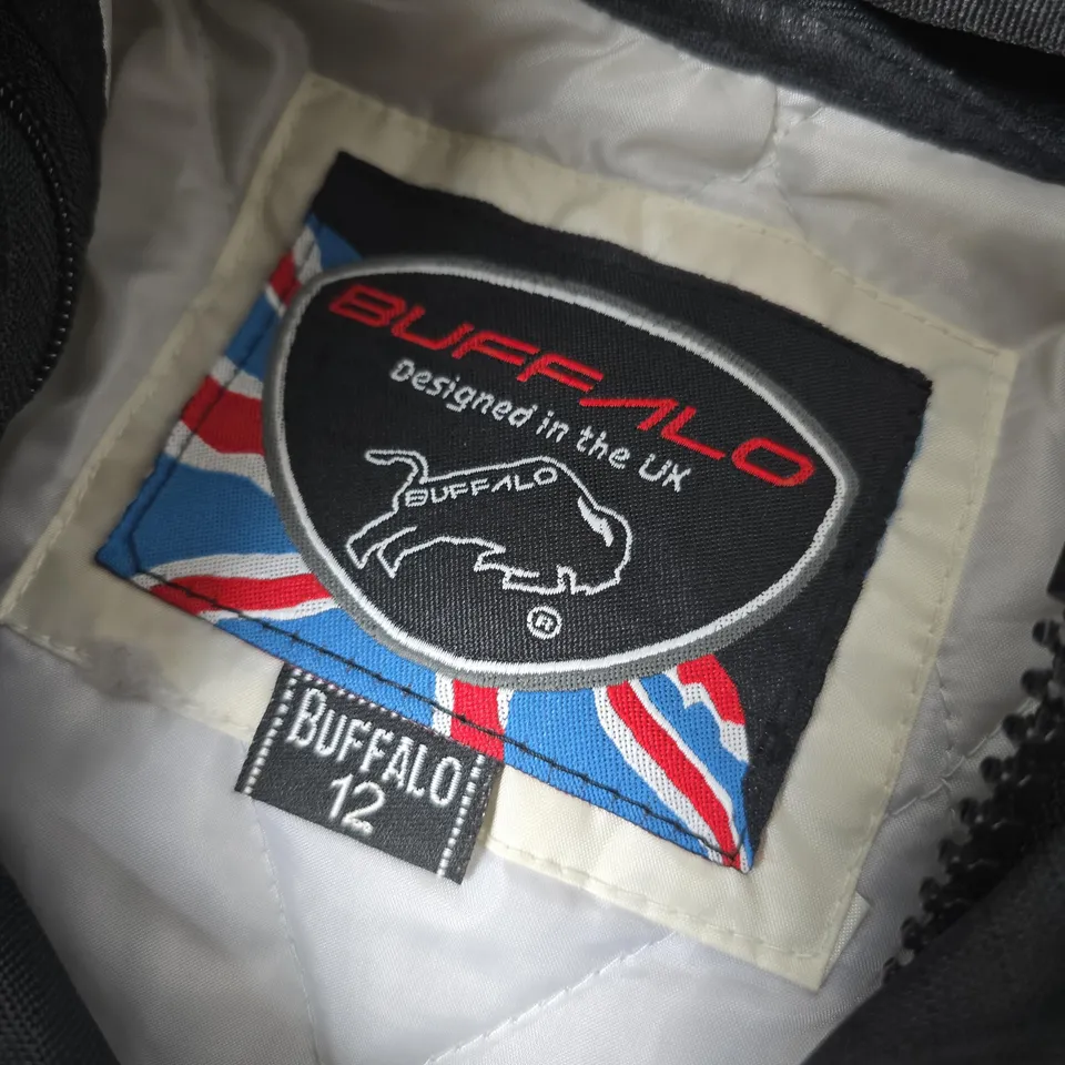 BUFFALO OUTDOOR MOTORCYCLE TOURING JACKET IN BLACK/LIGHT GREY –  UK SIZE 12