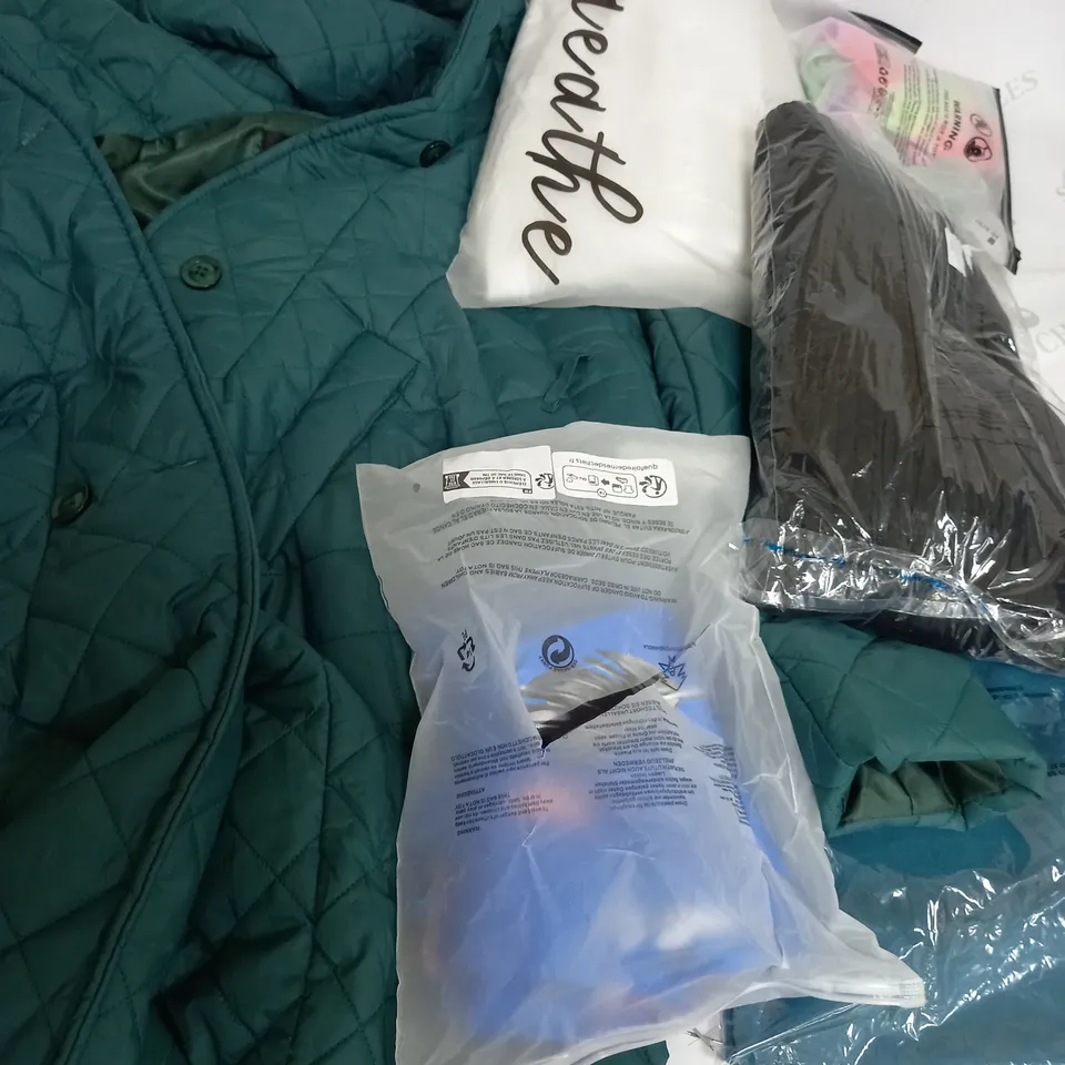LARGE BOX OF ASSORTED CLOTHING ITEMS IN VARIOUS COLOURS AND SIZES INCLUDING TROUSERS , TOPS AND JUMPERS 
