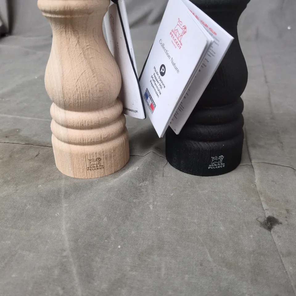 PEUGEOT COLLECTION NATURE SALT & PEPPER MILLS – BEECH & BLACK (SET OF 2)