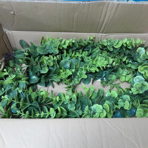 EUCALYPTUS CHRISTMAS GARLAND β 180 CM