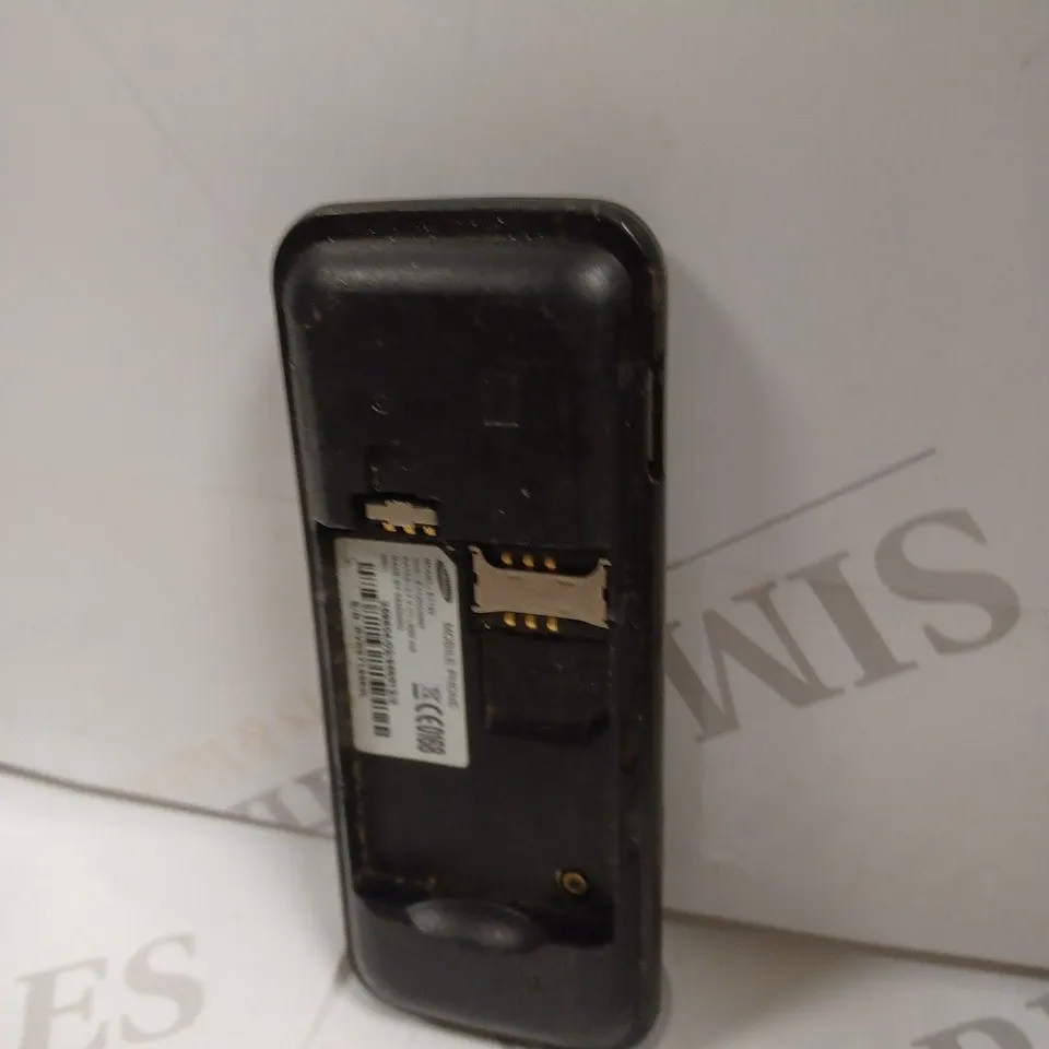 SAMSUNG E1120 MOBILE PHONE 