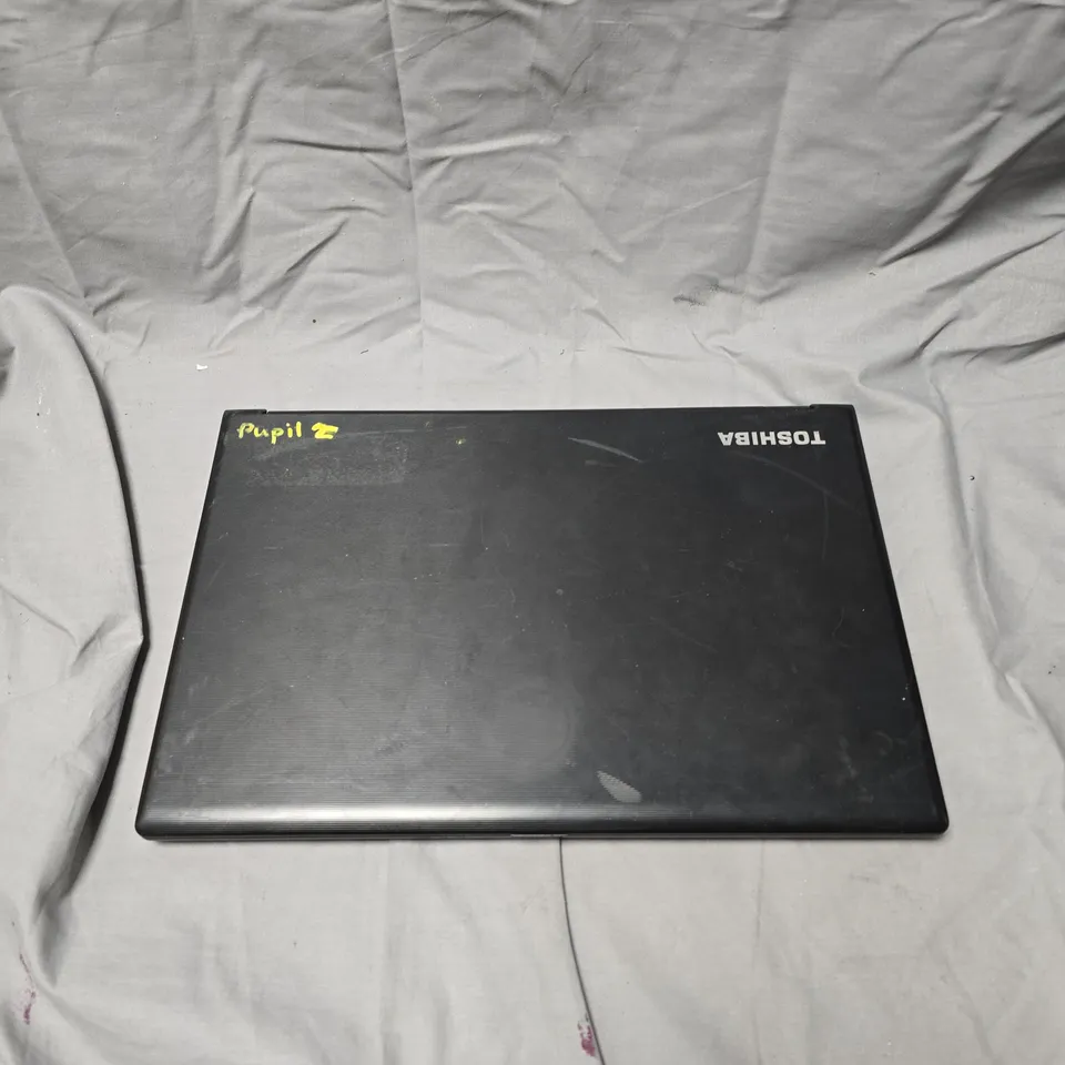 TOSHIBA SATELLITE PRO R50-B-12 LAPTOP