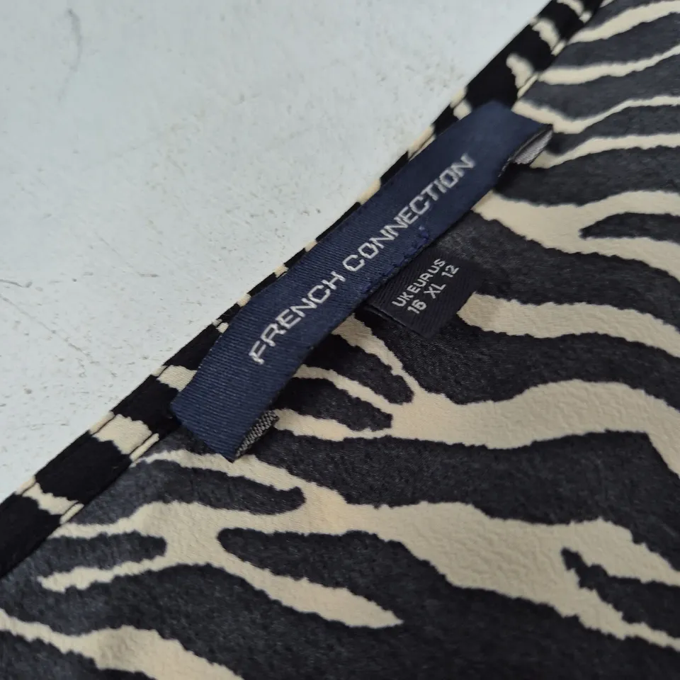 FRENCH CONNECTION ZEBRA PRINT DRESS – UK 16 (EU 44, US 12)