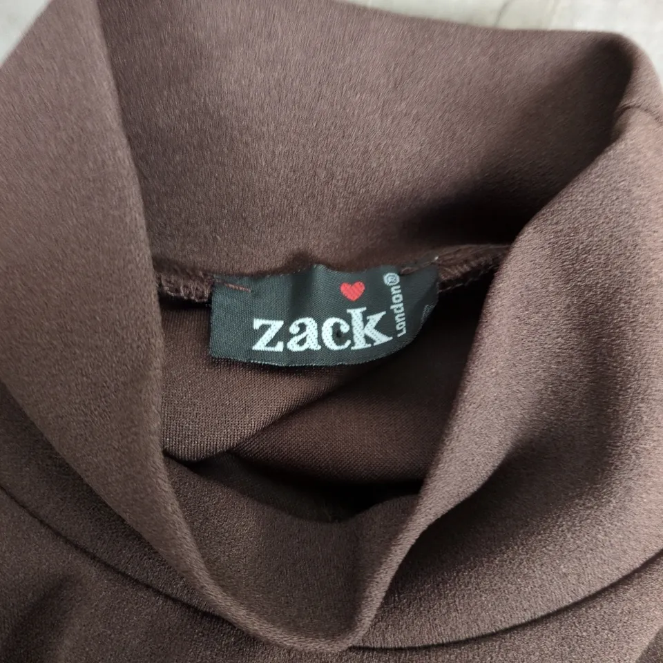 ZACK LONDON SLEEVELESS BROWN DRESS WITH FAUX FUR HEM - SIZE UNSPECIFIED 