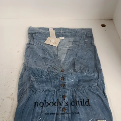 NOBODY'S CHILD MID WASH DENIM MIDI DRESS – UK 10 (EU 38, USA 6)