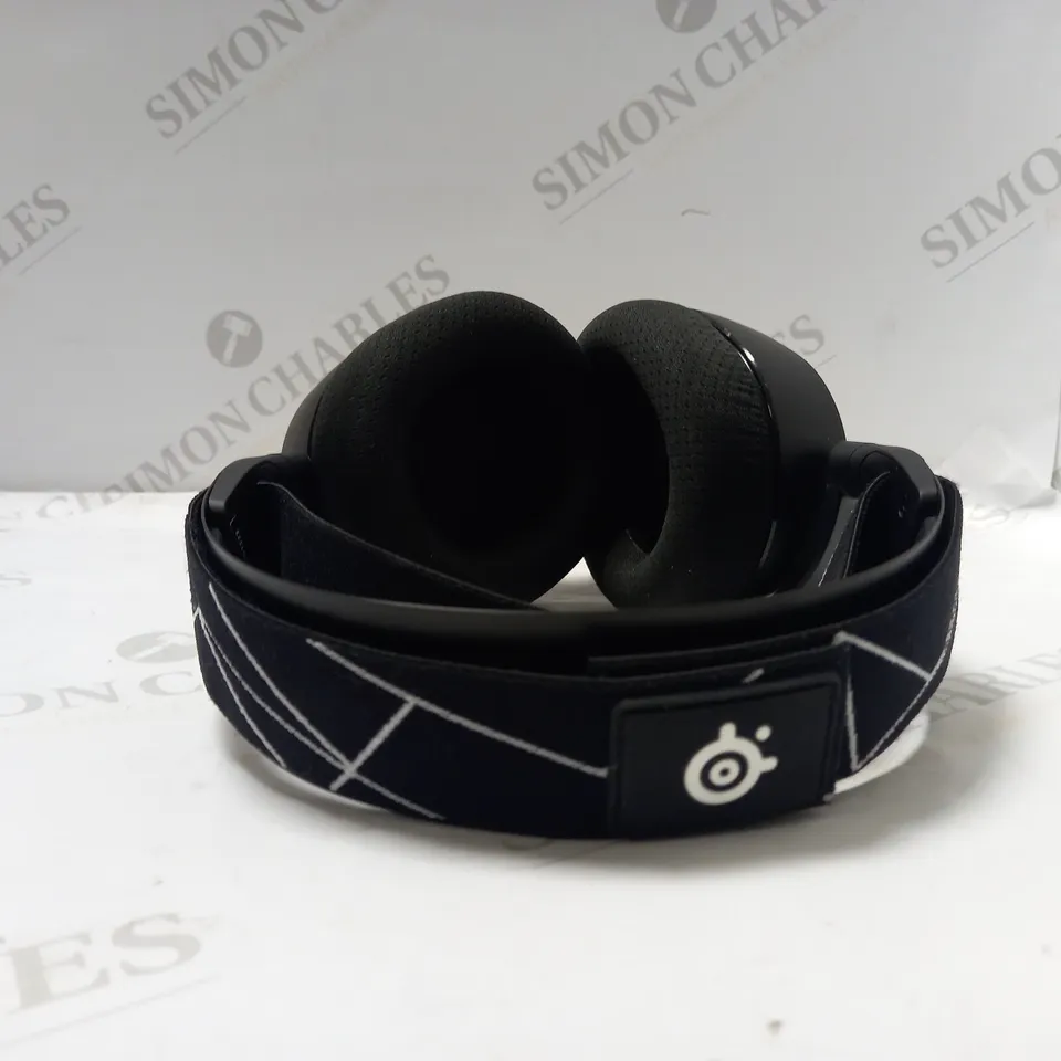 STEEL SERIES ARCTIS 9 WIRELESS GAMING HEADSET
