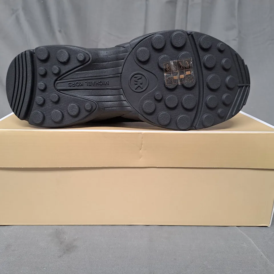 BOXED PAIR OF MICHAEL KORS SAMI ZIP TRAINERS IN BLACK US SIZE 8M