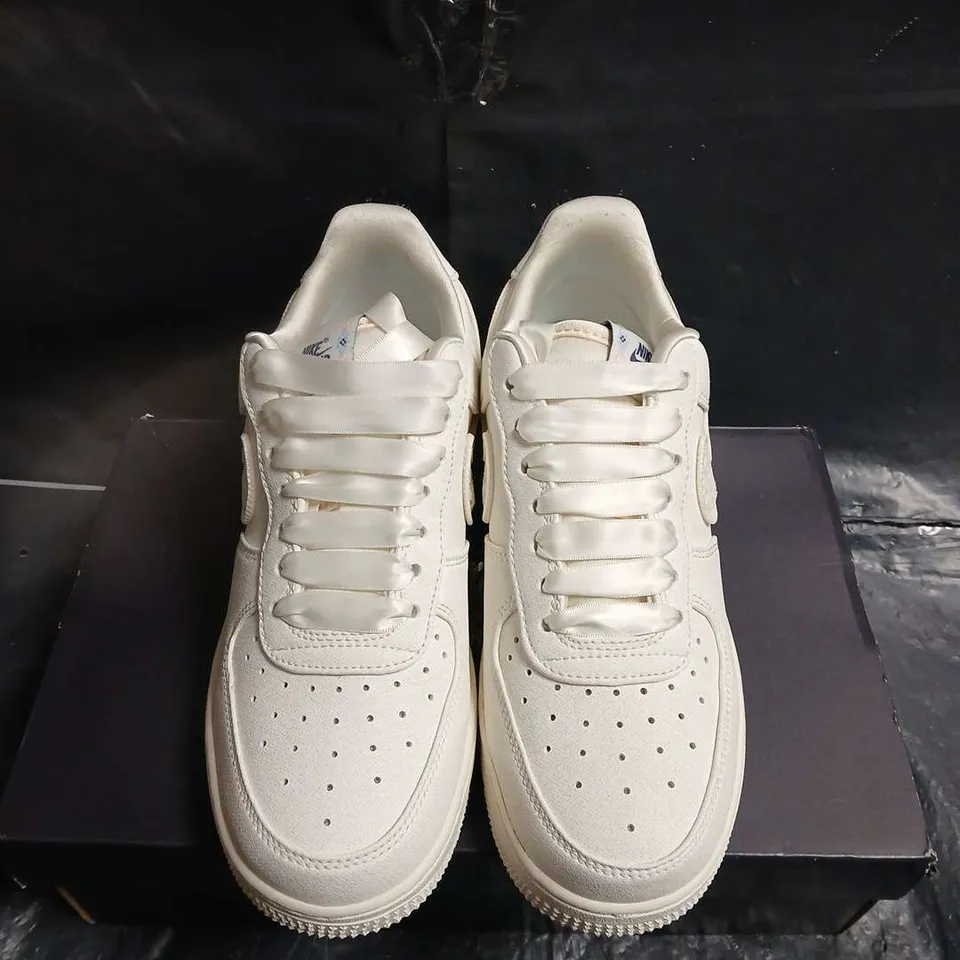 NIKE AIR FORCE 1 LOW SNEAKERS – WHITE - UK SIZE 5.5