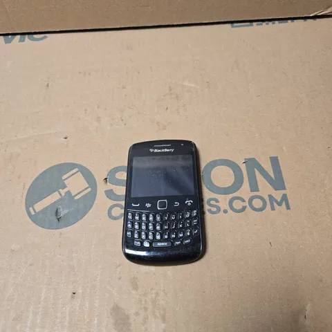 BLACKBERRY CURVE BLACK