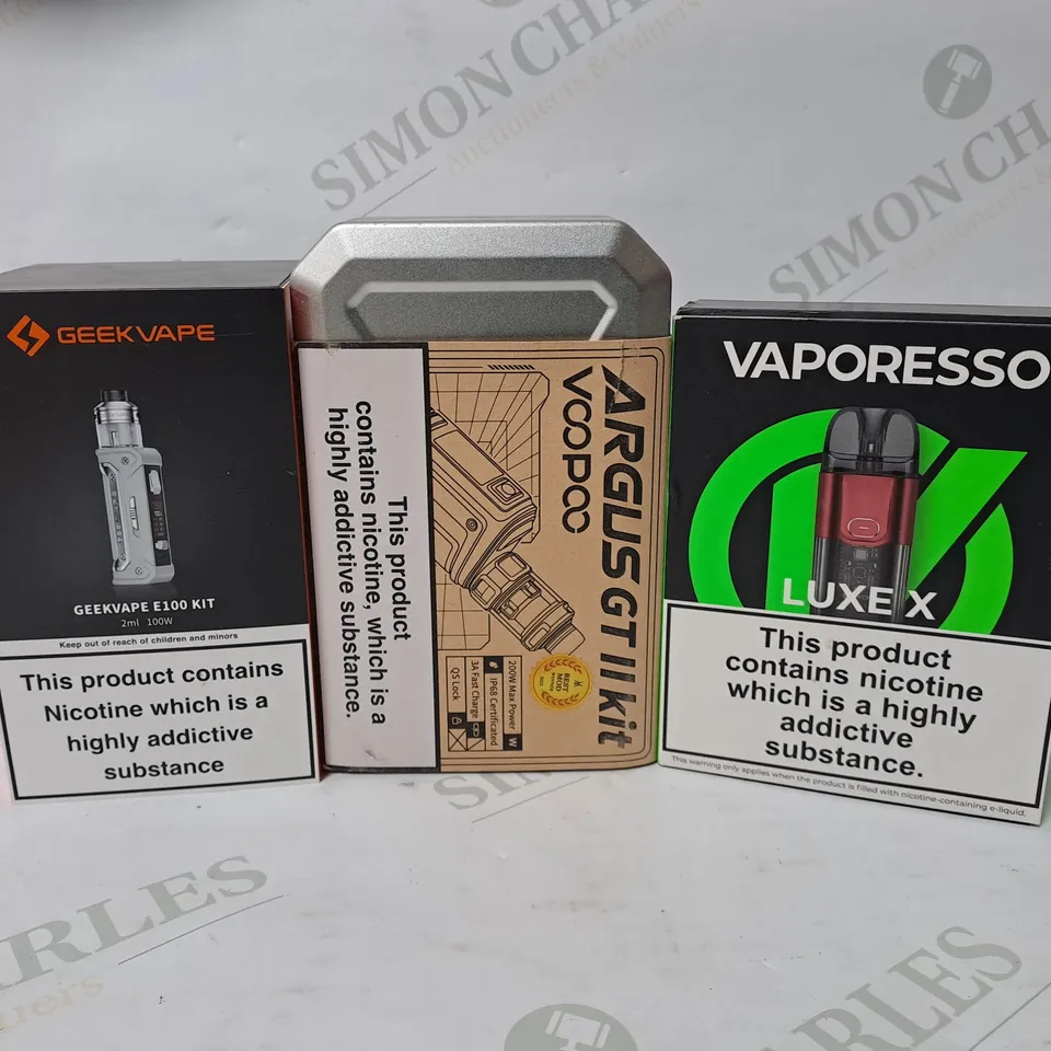 APPROXIMATELY 10 ASSORTED E-CIGARETTE PRODUCTS TO INCLUDE GEEKVAPE E100 KIT, ARGUS GT II KIT, VAPORESSO LUXE X