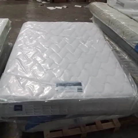 QUALITY BAGGED SILENTNIGHT PILLOW TOP 135CM DOUBLE MATTRESS