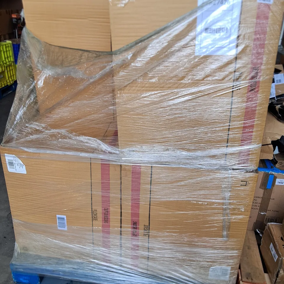 PALLET CONTAINING APPROXIMATELY 24 BRAND NEW NIGHTMARE BEFORE CHRISTMAS CUDDLE CUSHIONS