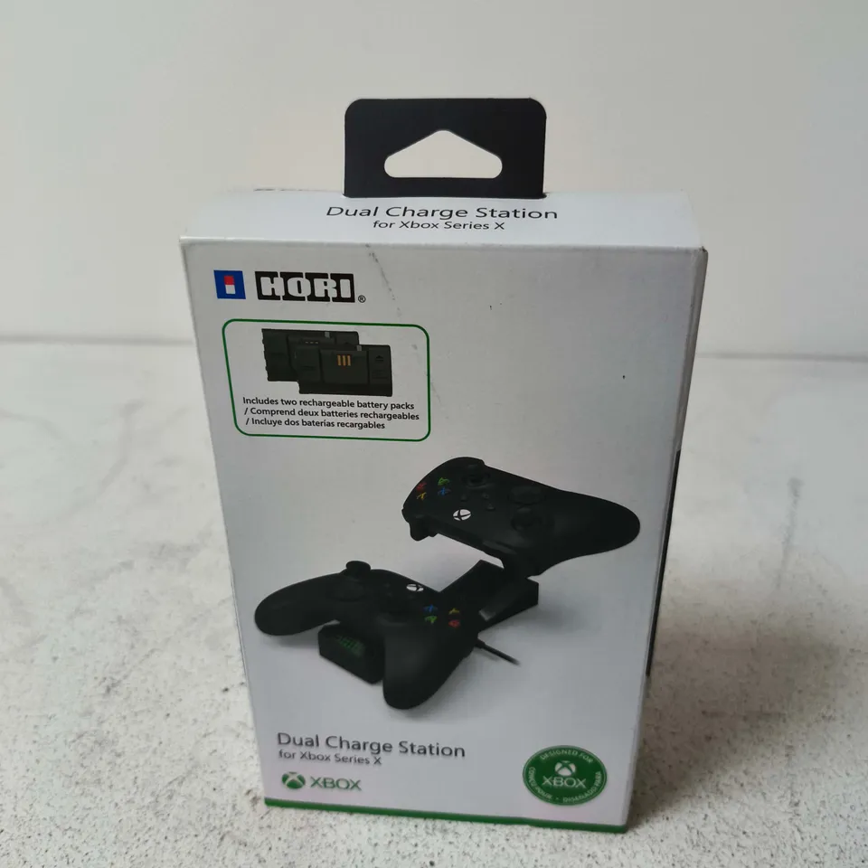 XBOX SERIES X DUAL CHARGE STATION 