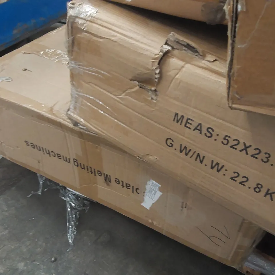 PALLET CONTAINING A LARGE ASSORTMENT OF CONSUMER PRODUCTS INCLUDING: CHOCOLATE MELTING MACHINE, VEHICLE BLACKBOX DVR CAMERA, MOMCOZY PORTABLE WARMER, ZF-M610 RECHARGEABLE HEARING AIDS ECT