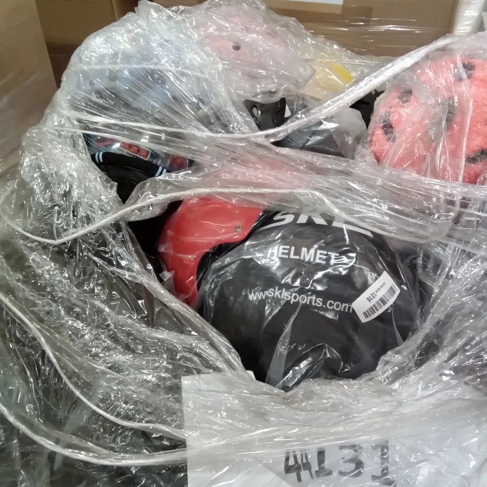 PALLET OF ASSORTED HELMETS INCLUDING LANOVAGEAR, MTR, CAIRBULL, SKISPORTS