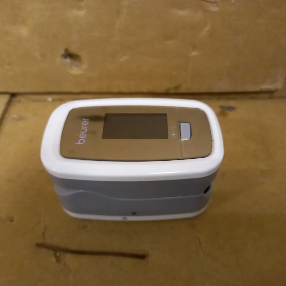 BEURER PULSE OXIMETER