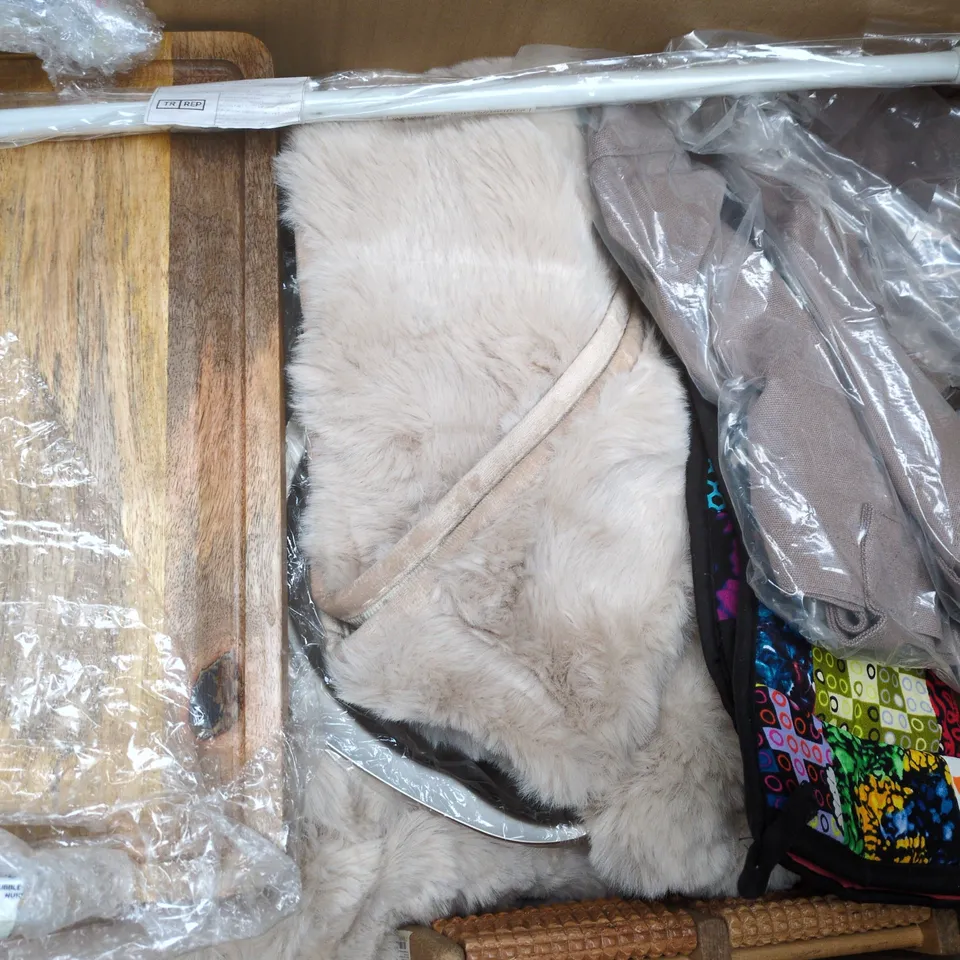 BOX OF APPROXIMATELY 20 ASSORTED HOUSEHOLD ITEMS TO INCLUDE DRAWSTRING TRASH BAGS, MULTICOLOURED A5 NOTEBOOKS, ETC - COLLECTION ONLY