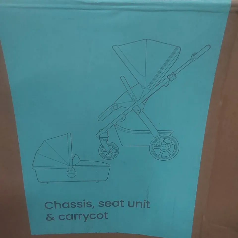 BOXED SILVER CROSS TIDE STROLLER & CARRYCOT - SPACE