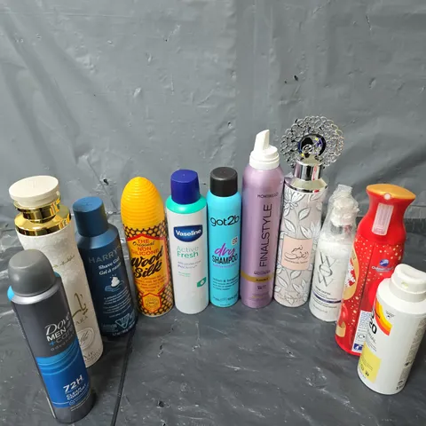 APPROXIMATELY 10 ASSORTED AEROSOLS TO INCLUDE FEBREZE , MOOSE , SURE SPRAY , ETC 