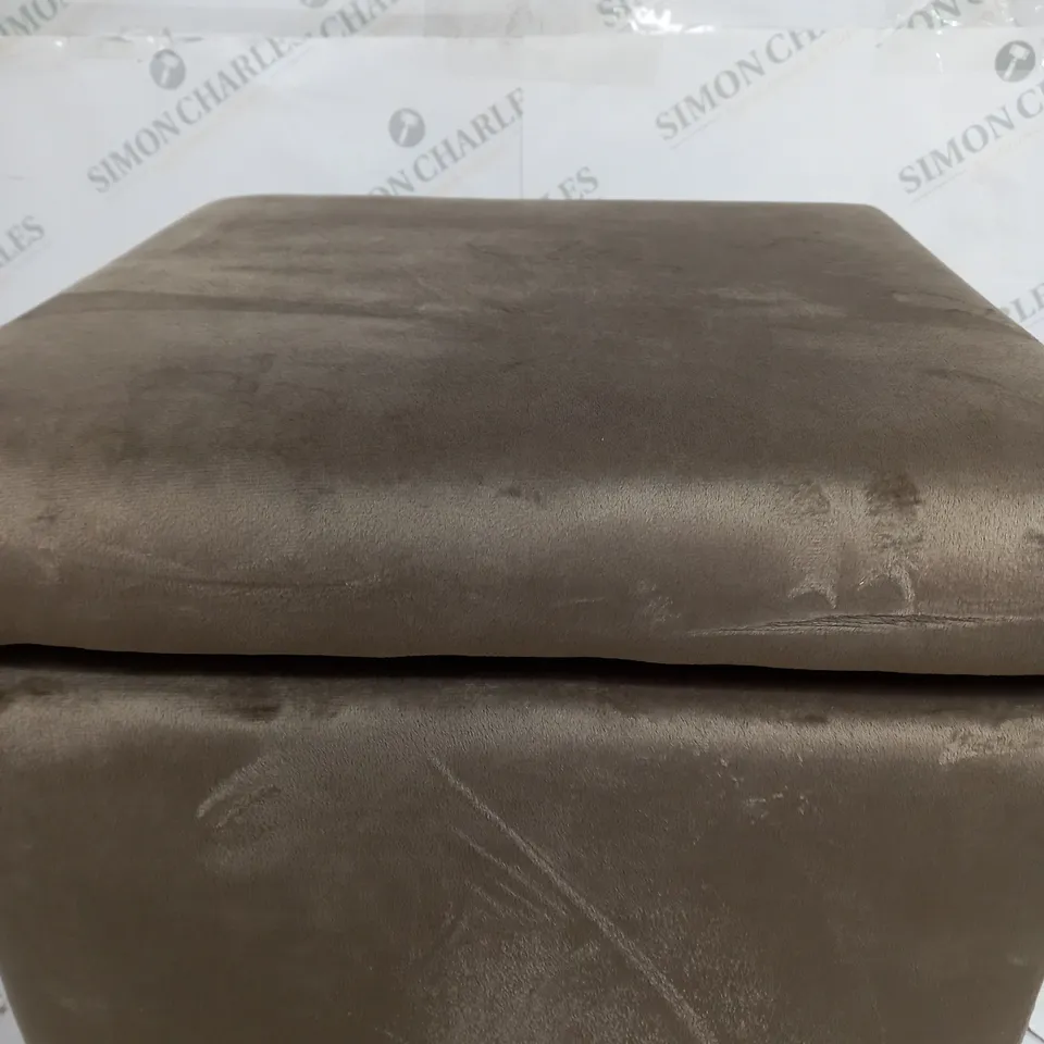 ALISON CORK SQUARE VELVET FOOT STOOL