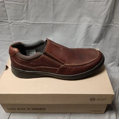 CLARKS MEN'S BROWN LEATHER SLIP-ON SHOES SIZE 11G BOXED