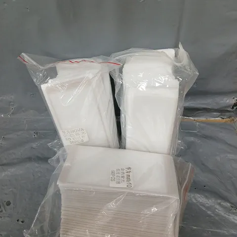 APPROXIMATELY 200 ASSORTED SMARTPHONE REPLACEMENT SCREENS 