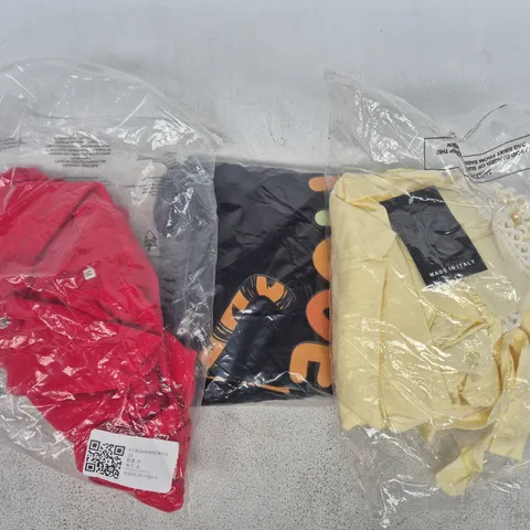 APPROXIMATELY 20 ASSORTED CLOTHING AND FASHION PRODUCTS IN VARIOUS STYLES AND SIZES - COLLECTION ONLY