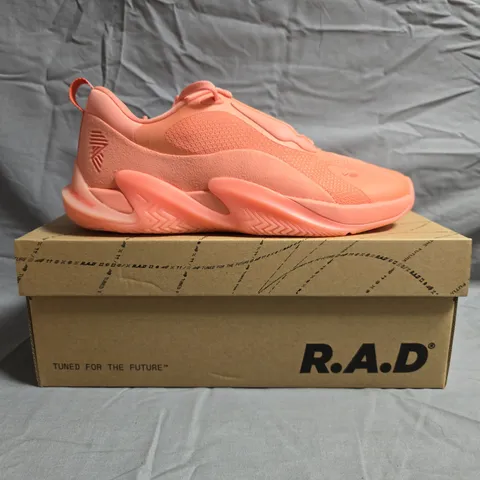 BOXED PAIR OF R.A.D ONE V2 TRAINERS IN DESERT FLOWER SIZE UK 7