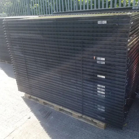 PALLET CONTAINING APPROXIMATELY 31 SOLYNDRA SOLAR PANELS