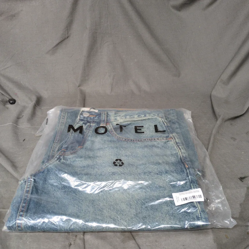 MOTEL ROOMY XTRA WIDE LOW RISE JEANS – VINTAGE BLUE/GREEN, (W26 L30)