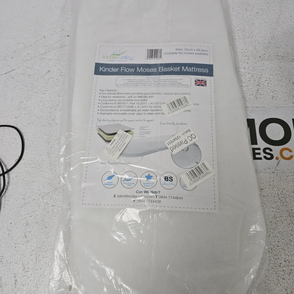 KINDER VALLEY FLOW MOSES BASKET MATTRESS – 72 X 26.5 CM (MADE IN UK)