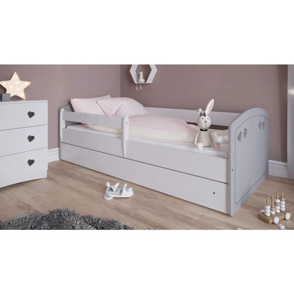 BOXED MAKENNA DRAWER CONVERTIBLE BED AND MATTRESS (2 ITEMS)