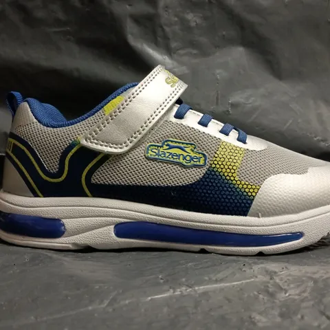 PAIR OF SLAZENGER KIDS LIGHT-UP TRAINERS IN SILVER/NAVY/YELLOW SIZE UK 1