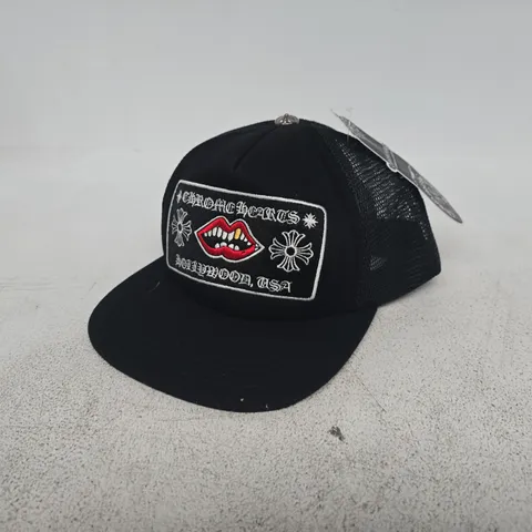 CHROME HEARTS CAP IN BLACK SIZE LARGE