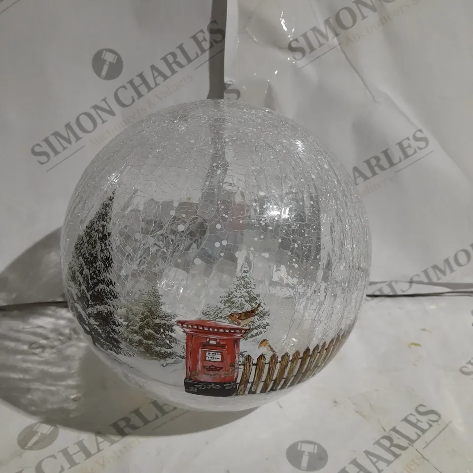 OUTLET FESTIVE PRE-LIT SCENIC CRACKLE GLASS SPHERE