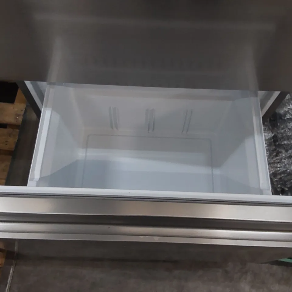 HISENSE RF632N4BCF 70:30 FREESTANDING FROST FREE FRIDGE FREEZER - UNPROCESSED RAW RETURN