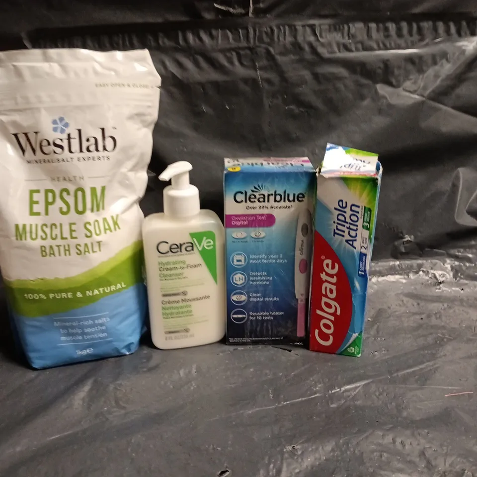 APPROXIMATEY 20 ASSORTED HEALTH AND BEAUTY PRODUCTS TO INCLUDE - WESTLAB EPSOM MUSCLE SOAK BATH SALT - CLEARBLUE OVULATION TESTS AND COLGATE TRIPLE ACTION TOOTHPASTE