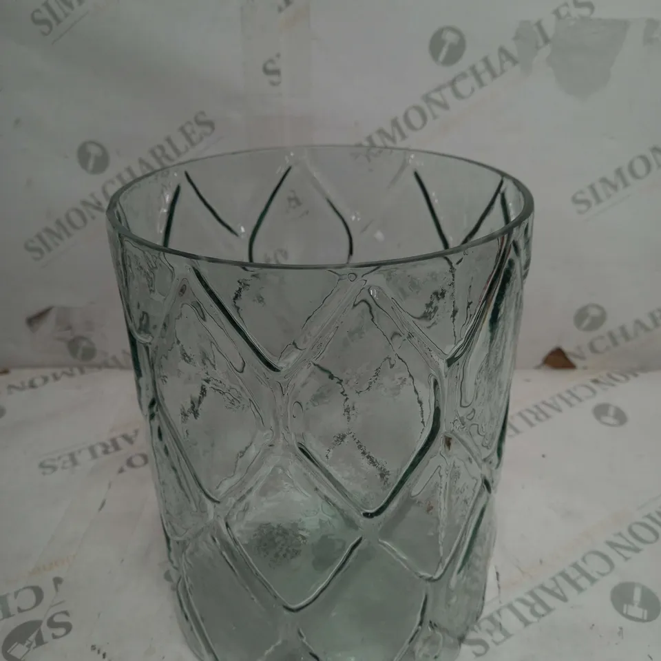 BUNDLEBERRY BY AMANDA HOLDEN CUT GLASS HURRICANE VASE