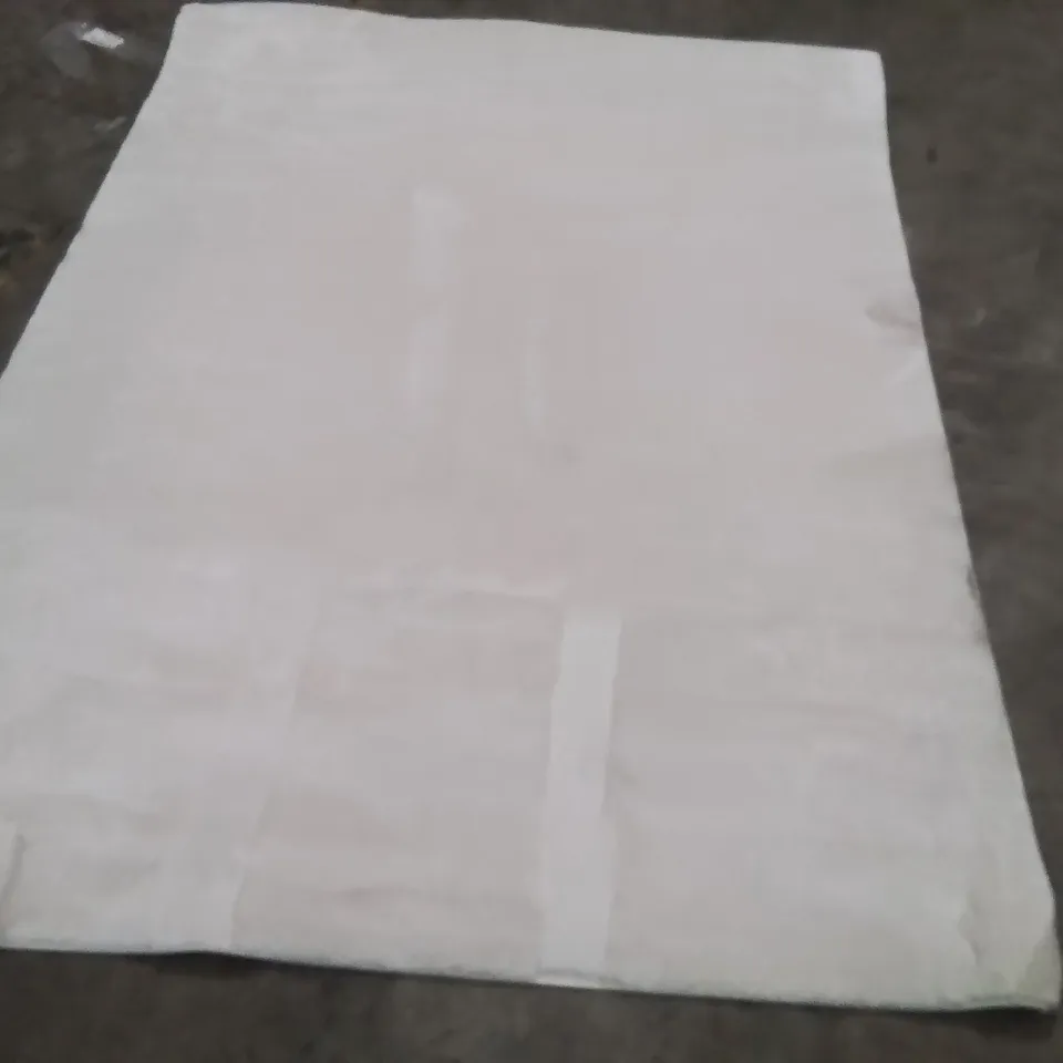 QUALITY DESIGNER AREA RUG - APPROXIMATELY 230X160CM