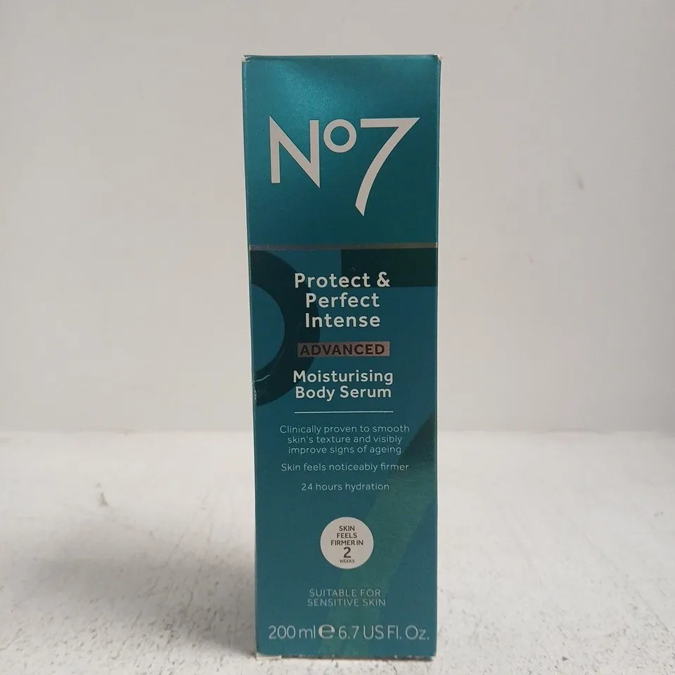 NO7 PROTECT & PERFECT INTENSE ADVANCED MOISTURISING BODY SERUM (200ML)