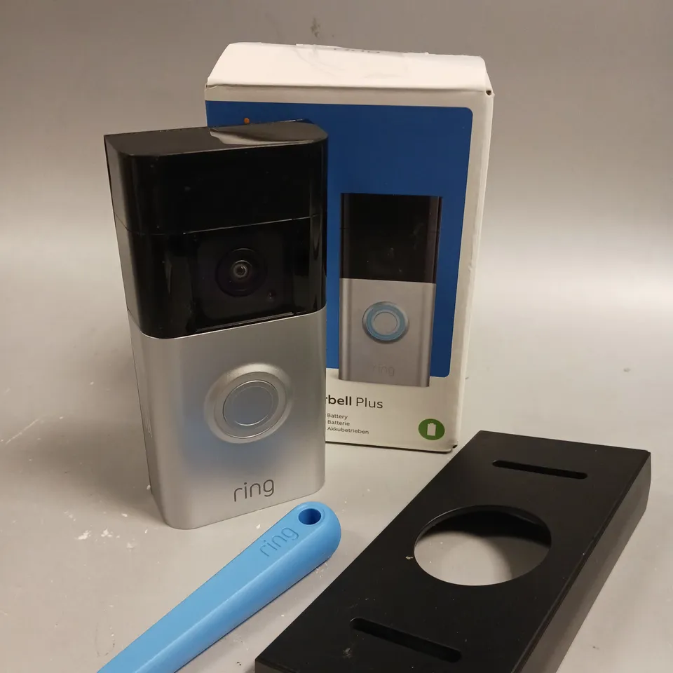 BOXED RING BATTERY VIDEO DOORBELL PLUS
