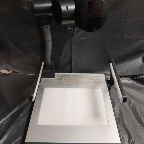 GENEE VISION 8100 DIGITAL VISUALISER