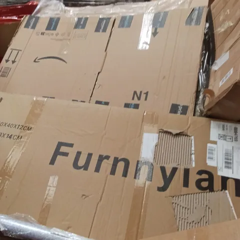 PALLET OF ASSORTED ITEMS INCLUDING - WRAPPING PAPER,